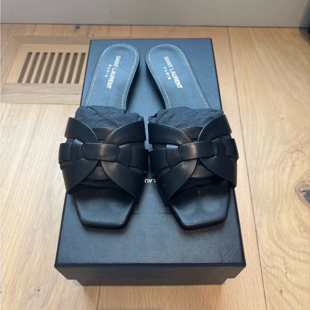 Saint Laurent Tribute sandals in black smooth leather 37.5